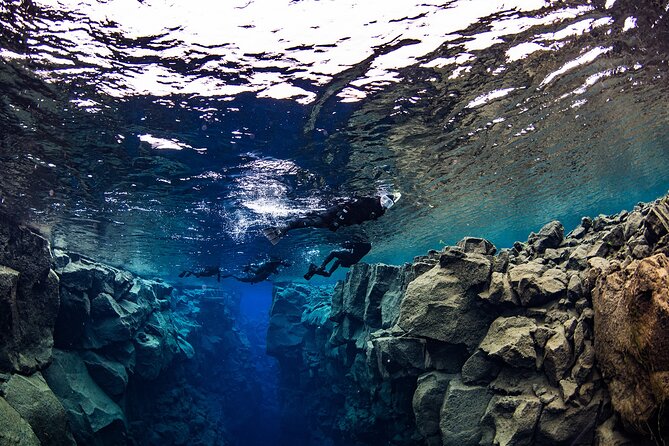 Silfra: Hot and Cold Snorkeling and Spa Tour - Self Drive - Guides and safety: why the small-group setup matters in the real world