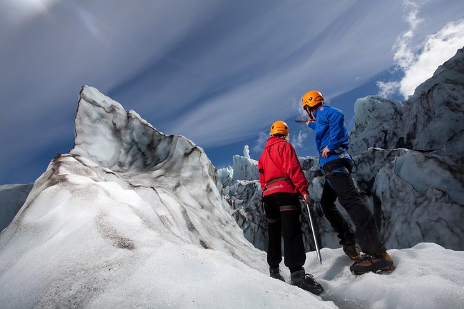 Skaftafell: Blue Ice Glacier Hike on Vatnajökull - Safety Gear Fitting and Crampon Lesson: Where First-Timers Settle In