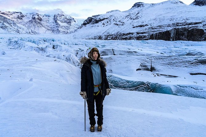 Skaftafell: Blue Ice Glacier Hike on Vatnajökull - Walking Falljökull: Blue Ice Color, Crevasse Patterns, and the Icefall Moment