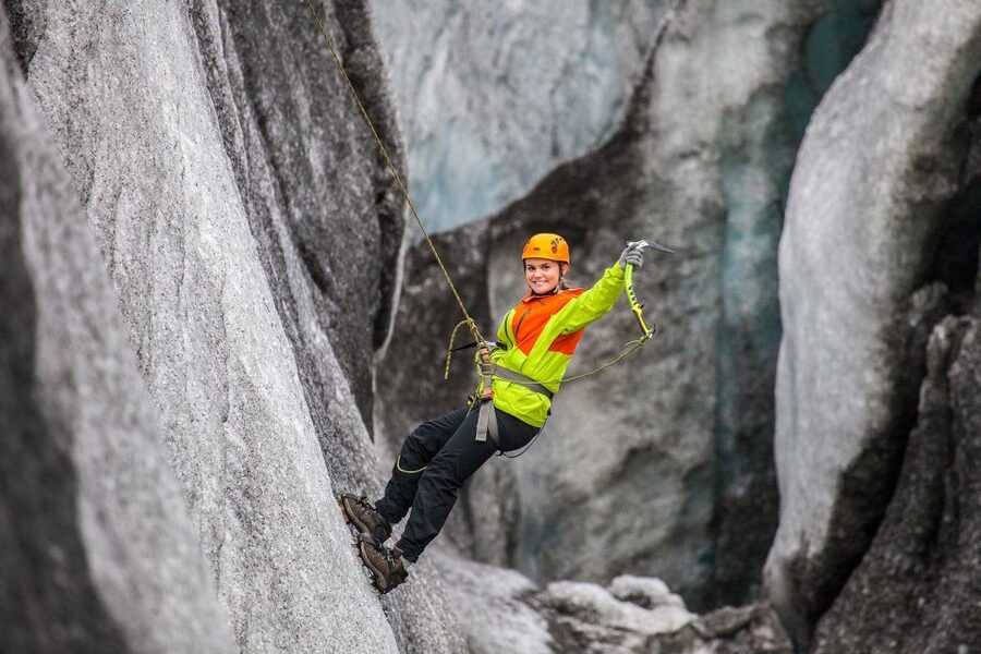 Skaftafell: Glacier Hike and Ice Climbing Guided Experience - The 4.5-Hour Flow: What You’ll Do, From Meet-Up to Ice Wall