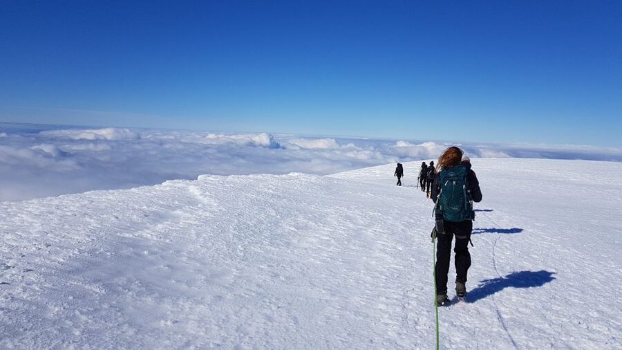 Skaftafell: Hvannadalshnjúkur Glacier Guided Hike - Gear coaching and rope-up safety you can feel