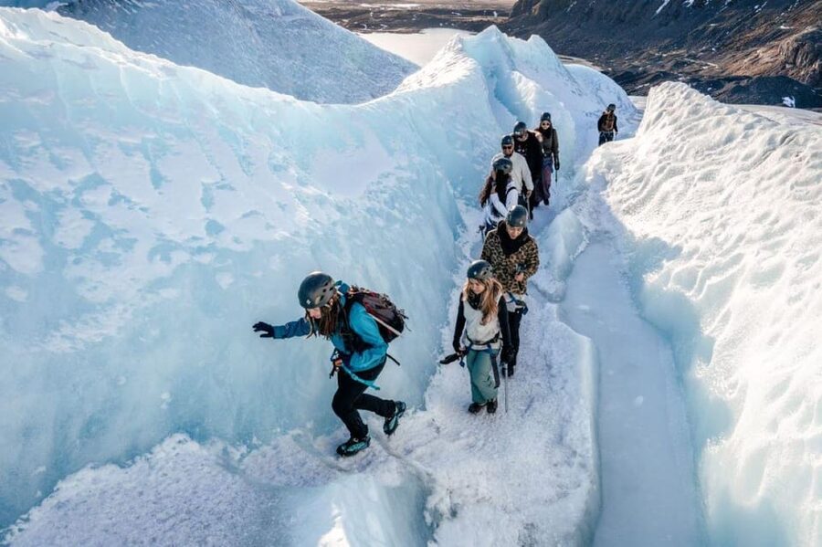 Skaftafell: Ice Cave Tour and Glacier Hike - The safety briefing you shouldn’t skip, even if you feel fit