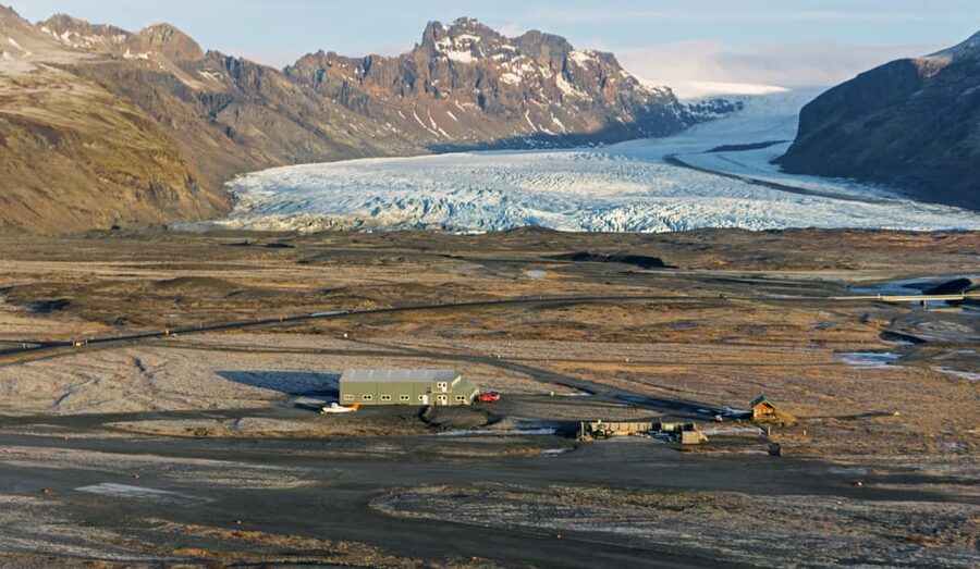 Skaftafell Nature Reserve: Highlights Scenic Airplane Tour - Vatnajökull Outlet Glaciers and the View Toward Iceland’s Highest Point