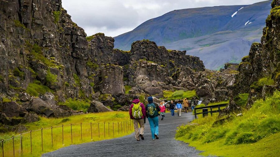 Small Group: Golden Circle & Friðheimar Visit From Reykjavik - Þingvellir National Park: Walking Between Tectonic Plates
