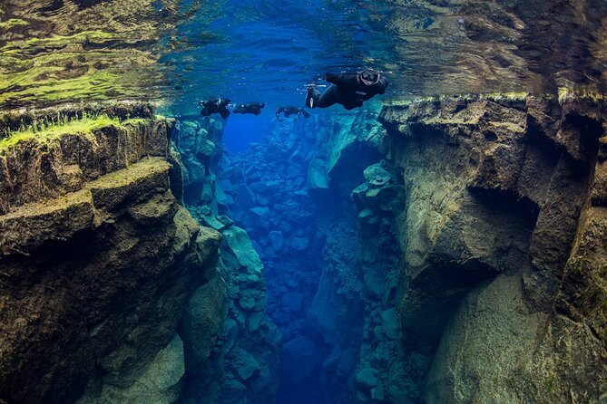 Snorkel the Silfra Fissure-Meet on Location (Free Photos & Cocoa) - The Silfra walk-in and safety briefing, what to expect