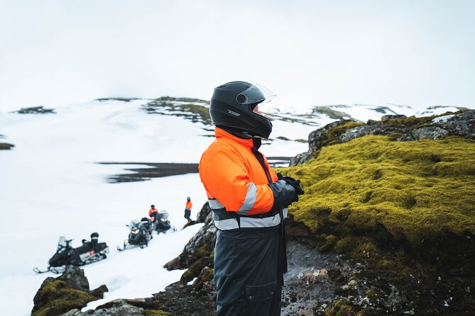 Snowmobiling on Eyjafjallajökull - The Snowmobile Ride: How the Timing and Sharing Works