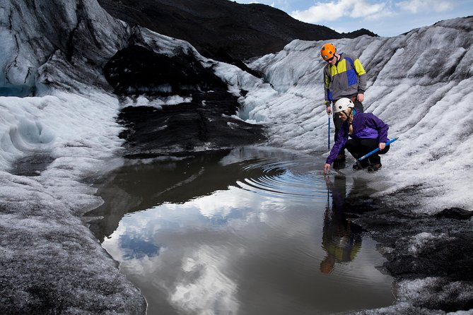Sólheimajökull Glacier Hike - Small Group Blue Ice Adventure - The 3-hour flow: gear up, walk over to the ice, then explore on foot