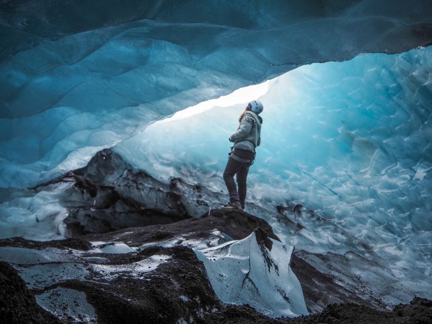 Sólheimajökull Ice Climb and Glacier Hike - The walk in: getting your legs used to glacier terrain