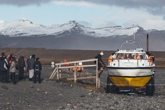 South Coast, Diamond Beach and Glacier Lagoon Day Tour - The Vik break: where the schedule breathes