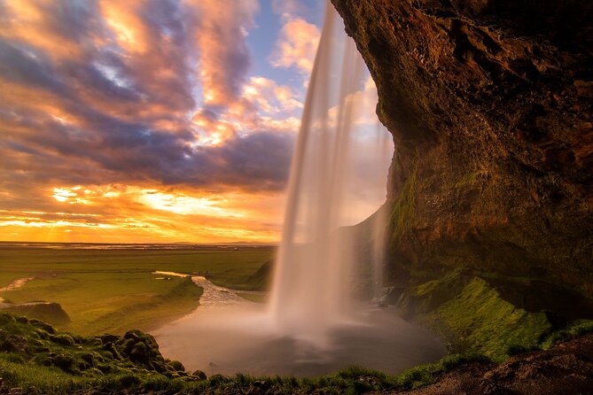 South Coast Sagas: Small Group Tour with Pick-up from Reykjavik - Stop 1: Seljalandsfoss, the waterfall you can photograph from behind