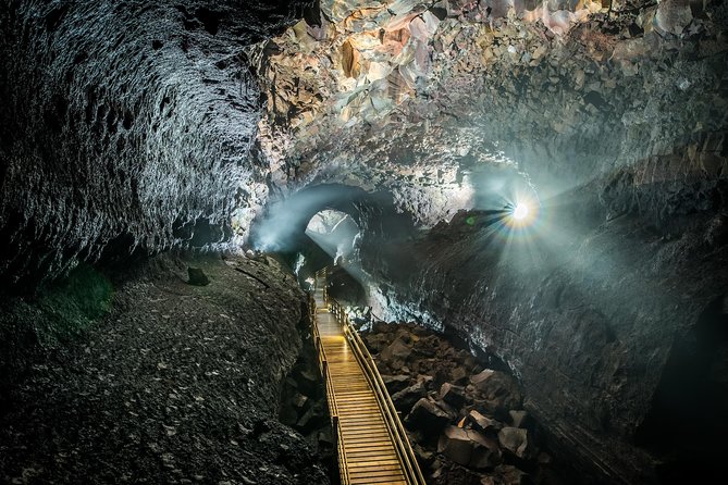 The Cave Explorer - What to wear so you stay warm and steady