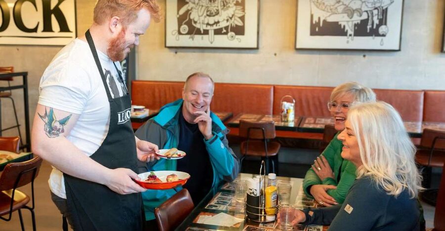 The Reykjavik Christmas Food Tour - The pacing: short walks, frequent tastings, and time to listen
