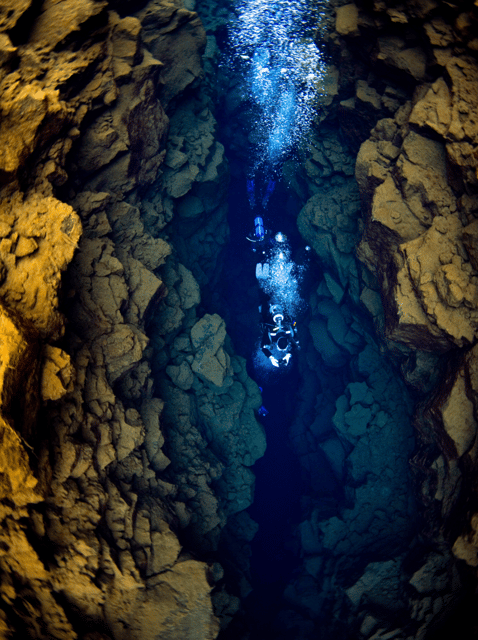 Thingvellir: Silfra Fissure Diving with Optional Pickup - Why Silfra is such a special underwater setting in Iceland