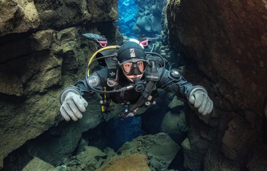 Thingvellir: Silfra Fissure Diving with Optional Pickup - Price and duration: is $281 worth it?