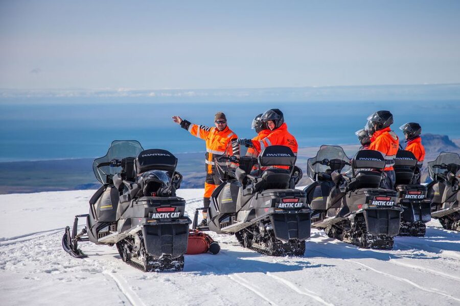 Vik: Mýrdalsjökull Snowmobile Adventure - Gear and clothing: what’s included, what you should wear