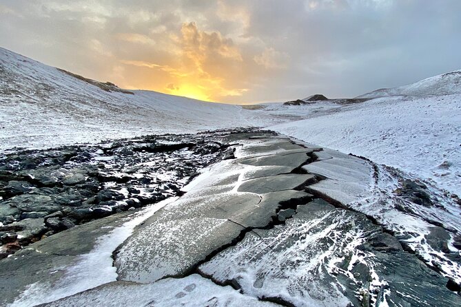 Volcano Eruption Site Hike & Reykjanes Tour from Reykjavik - Timing, weather gear, and the long-day reality